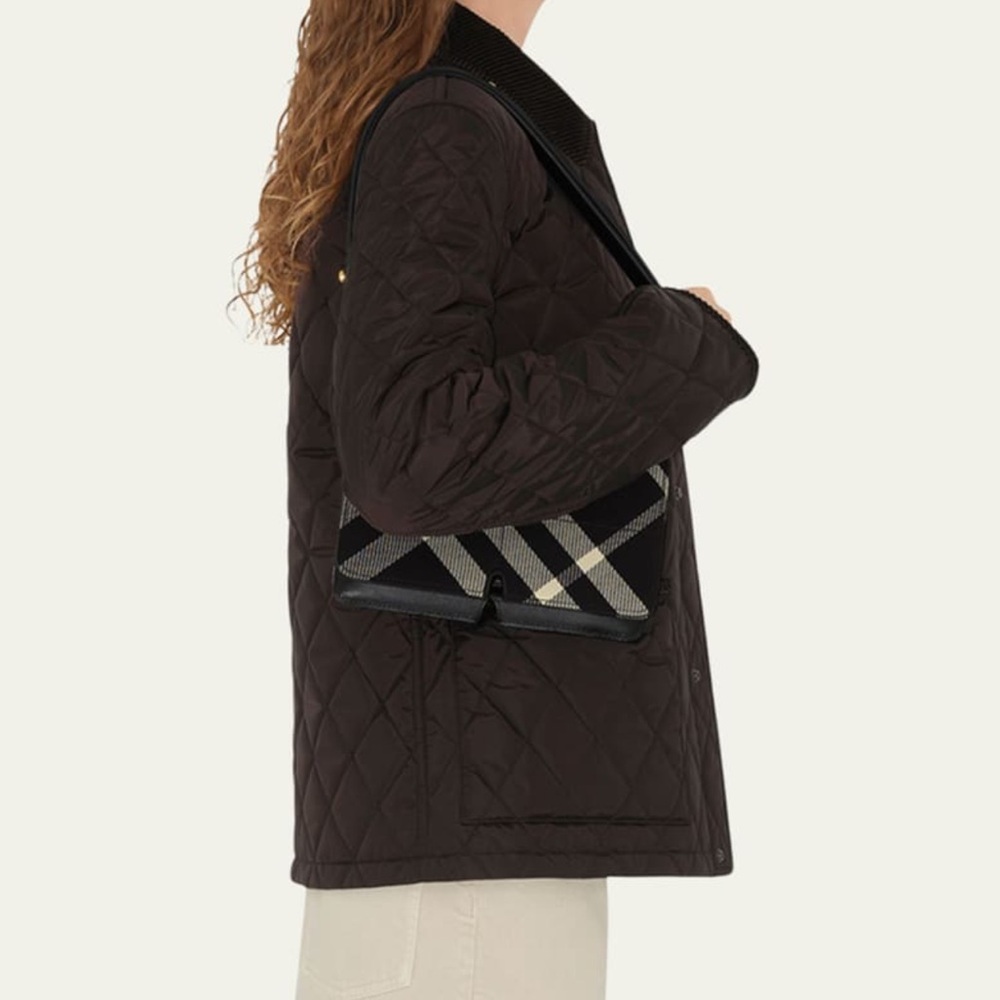 NWOT Burberry Quilted Corduroy Collar Jacket - Picture 4 of 8